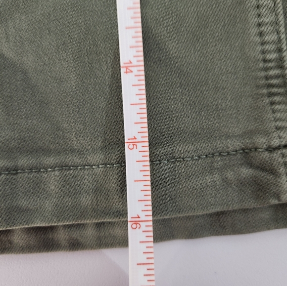 Paige Jessie Ivy Green Mini Skirt with Pockets, Size 31 - Picture 7 of 7